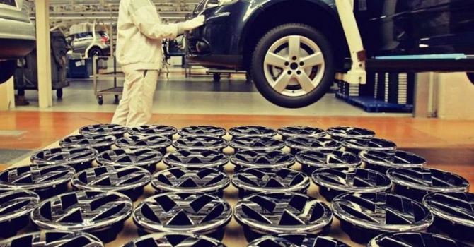 Război comercial – Volkswagen anunţă că negocierile cu SUA despre taxele vamale „merg bine”