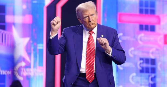 Administrația președintelui Trump a concediat peste 100 de funcționari ai Consiliului Naţional de Securitate