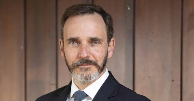 Boom-ul investițiilor în inteligența artificială ar putea duce la fluctuații semnificative pe burse, dar nu la o criză sistemică urmată de prăbușirea economiei americane, susține economistul șef al FMI