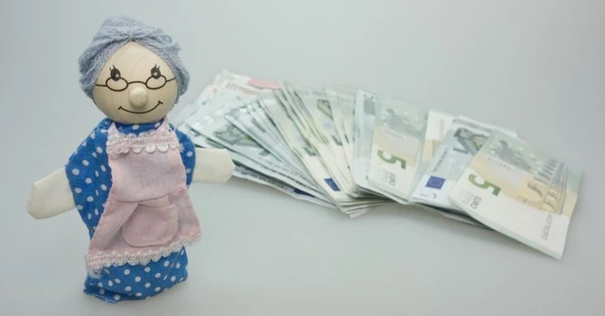 Anunț pentru 8 milioane de viitori pensionari. Bani mai mulți în conturile lor