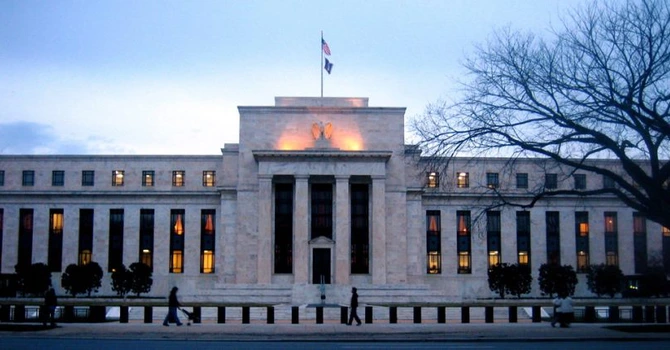 Rezerva Federală a SUA reduce rata dobânzii de referință cu 0,25%