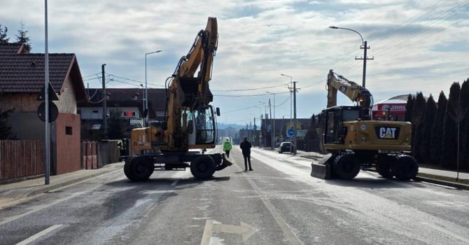 Sărbătoare cu 2.000 de oameni pentru a marca reabilitarea unei străzi din Miercurea Ciuc