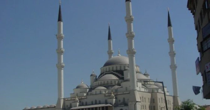 Franţa are o expunere redusă la criza din Orientul Mijlociu