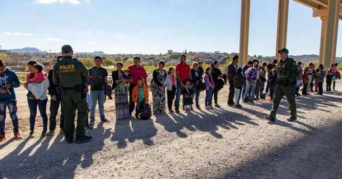 Ambasada României din SUA: 47 de cetăţeni români se află în custodie în centrele de imigraţie şi control vamal
