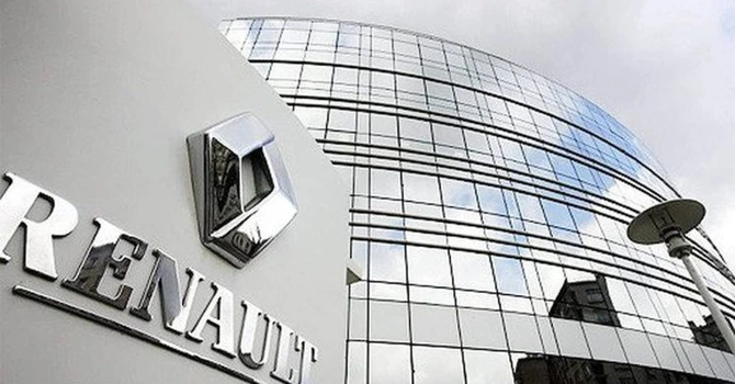 CEO-ul Dacia, pe lista scurtă pentru șefia Renault. Grupul francez ar putea numi, deocamdată, un director interimar