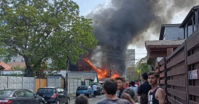 Incendiu la o casă în sectorul 3 din București