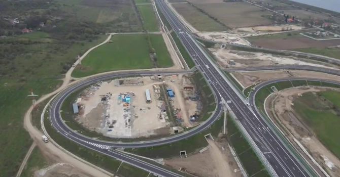 Scandalul „miliardelor pierdute” din PNRR. Ce-am câștigat și ce-am pierdut de fapt la capitolul autostrăzi