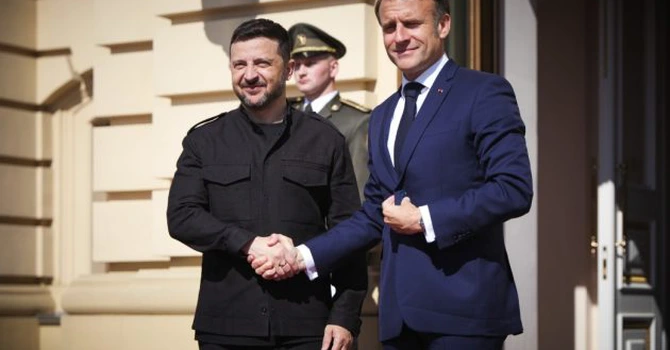 Europenii pregătesc sancţiuni împotriva Moscovei „în coordonare” cu Washingtonul – Macron