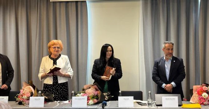 Ministerul Muncii a semnat cu sindicatul din istituție contractul coletiv de muncă la nivel de grup de unități, care acoperă peste 9.400 de angajați