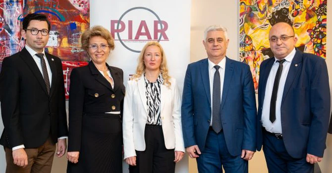 Patronatul și sindicatul din asigurări au semnat primul contract colectiv de muncă din România pentru acest sector