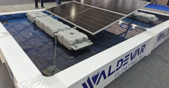 Românii de la Waldevar construiesc la București prima fabrică de structuri fotovoltaice plutitoare din Europa