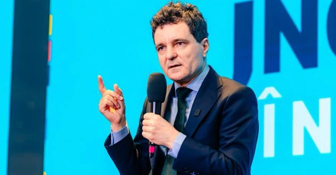 Reuters: Noul președinte al României se confruntă cu sarcina dificilă de a reduce cel mai mare deficit din UE