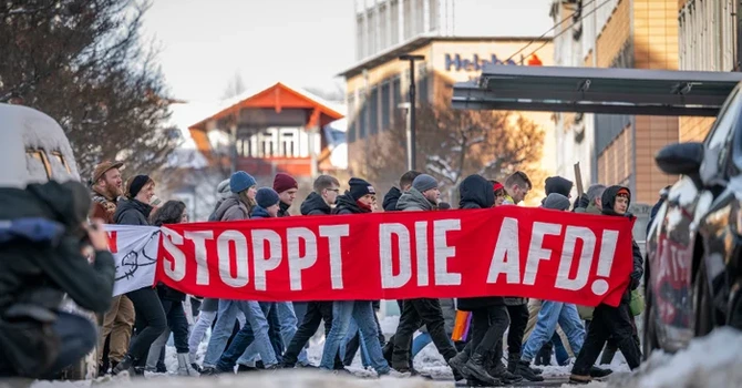 Social-democraţii germani votează în congresul de la Berlin o propunere de interzicere a formaţiunii AfD de extremă dreapta