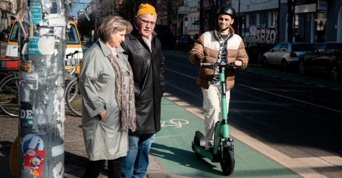 RCA obligatoriu pentru trotinete și biciclete electrice. Nu pentru toate și nu în orice condiții. Firmele de asigurare dau toate detaliile