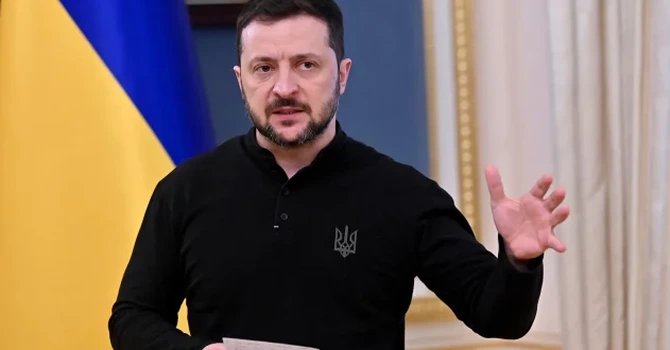 Negocieri pentru pace în Ucraina: Zelenski anunţă că îl „va aştepta” pe Putin joi în Turcia