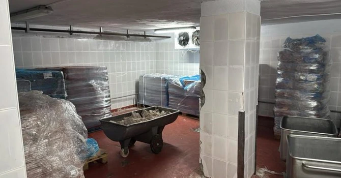 ANPC a închis un procesator de carne din Ilfov și l-a amendat cu 30.000 de lei (Video)