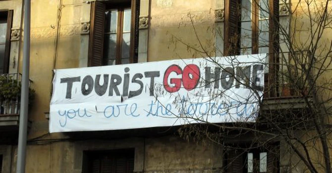 Turismul de masă provoacă nemulțumiri din ce în ce mai mari în sudul Europei. Duminică sunt organizate proteste coorodonate în Italia, Portugalia și Spania împotriva supraturismului