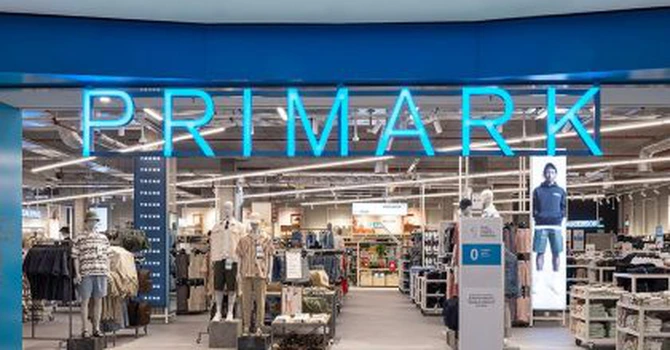 Primark apasă pe accelerație și își dublează prezența în România până la sfârșitul lui 2026