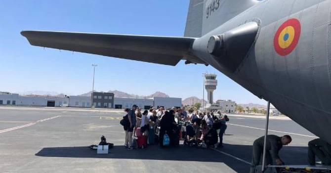 Guvernul anunță că a repatriat încă 37 de cetățeni români aflați în zona de conflict din Orientul Mijlociu