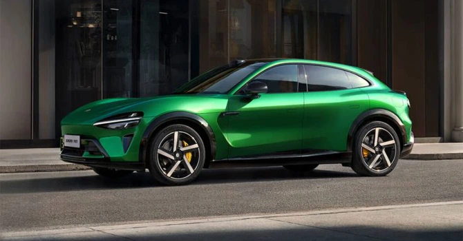 Xiaomi lansează noul SUV electric YU7m cu un preț sub cel al Modelului Y fabricat de Tesla