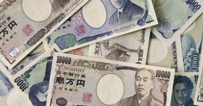 Dolarul american continuă să piardă din cota de piață a rezervelor valutare globale. Câștigătorii sunt yenul japonez și dolarul canadian – raport BCE
