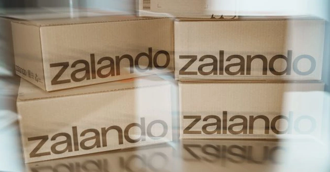 Ce tip de haine și încălțăminte cumpără românii online. Studiu Zalando
