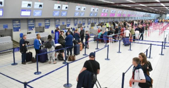 Studiu surpriză. Unde te odihnești dacă ai zboruri cu escale lungi. Europa de Est bate Franța sau Belgia