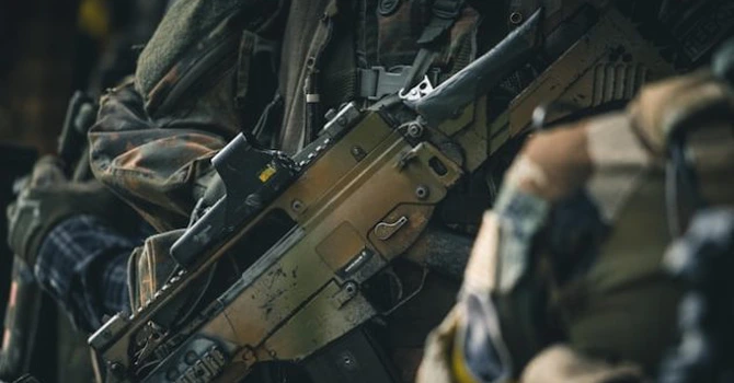 Câți bani face industria de apărare deținută de stat: afaceri record pentru câteva fabrici de armament