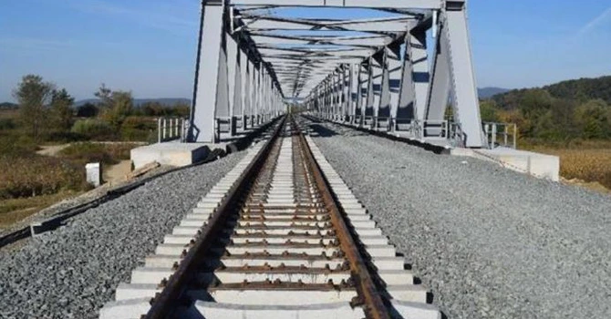 Linia de cale ferată din România unde călătoria se va scurta la jumătate după modernizare