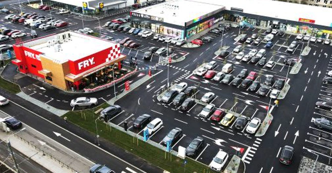 Polonezii de la Scallier au mai deschis un parc de retail în România, la Ploiești