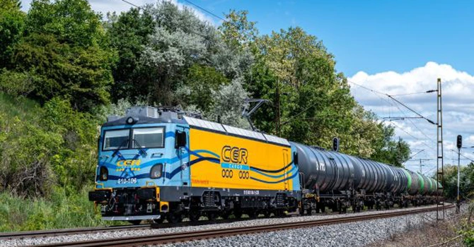 Softronic a livrat încă o locomotivă Transmontana operatorului maghiar CER Cargo