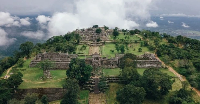 Un nou conflict internaţional – 10 morţi în ciocnirile de la graniţa dintre Thailanda şi Cambodgia