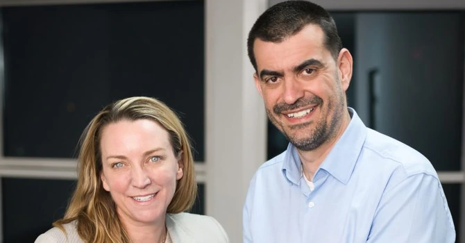 Connections Consult, listată la BVB, a vândut divizia de Service Delivery către o companie din India