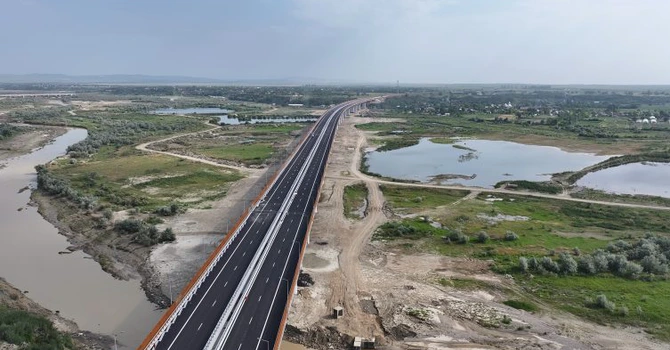 VIDEO Autostrada Moldovei A7: Azi, la 12:00, se deschide circulația pe Podul peste râul Buzău