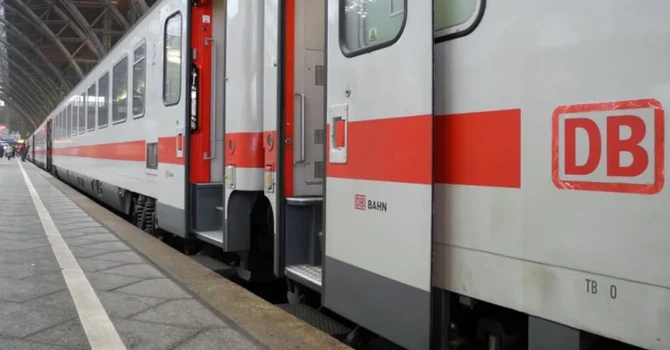 Pierderile Deutsche Bahn s-au atenuat în primul semestru din 2025
