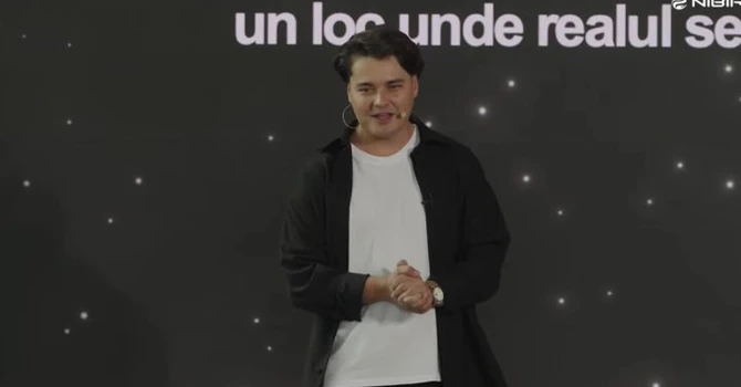 Selly despre litoralul românesc, la lansarea Nibiru: Unul dintre cele mai proaste sezoane din istoria sa. Mamaia s-a lovit de biletul de la Wizz Air București-Mykonos de 200 de euro dus-întors