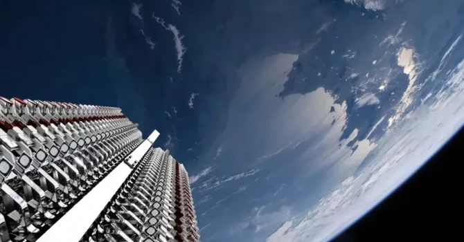 SpaceX va lansa încă 7.500 de sateliți Starlink. Compania lui Musk ajunge la 15.000 de sateliți