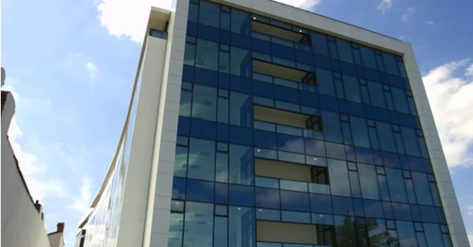 Tranzacție importantă pe piața de birouri: Miliardarul israelian Teddy Sagi vinde clădirea Polonă 68 către Star Residence Invest pentru 19 milioane de euro