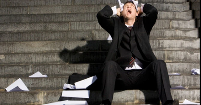 Noua lege a insolvenţei caută vinovaţi de serviciu în economie – Frames