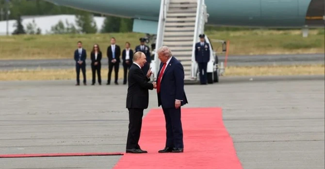 Trump anunță ‘mari progrese’ în relaţia cu Rusia pentru un plan de pace în Ucraina