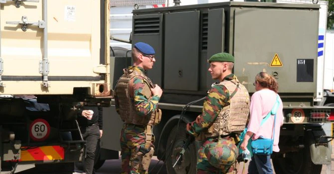 Bruxelles, în flăcări. Violențele de la protestul fermierilor escaladează masiv