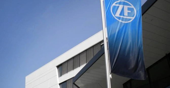 ZF, furnizor auto prezent și în România, a încheiat un contract „de mai multe miliarde de euro” cu BMW