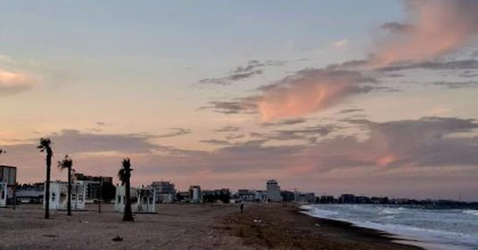 Cât de siguri sunt turiștii la vară pe litoral? Ce spune Nicușor Dan