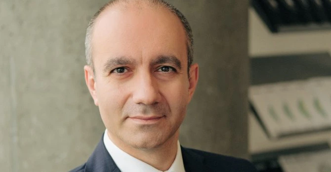 Riscurile geopolitice și presiunea asupra marjelor schimbă prioritățile companiilor europene. Peste 40% au fost afectate de creșterea costurilor cu energia – Studiu Deloitte