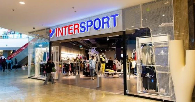 Grecii de la Fourlis aduc în România un nou format de magazin Intersport – Profit.ro