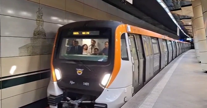 Metroul de Drumul Taberei: De ce tot întârzie introducerea în circulație a trenurilor noi de la Alstom