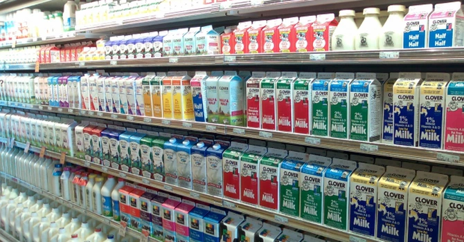 Preluarea de către ungurii de la Bonafarm a Napolact de la FrieslandCampina poate influenţa structura pieţei lactatelor din România