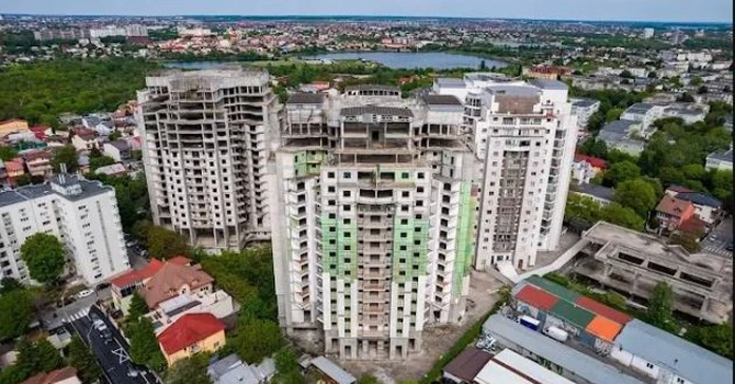 Surpriză după 20 de ani de insolvență la Planorama: Cine reia construcția blocurilor-fantomă din București
