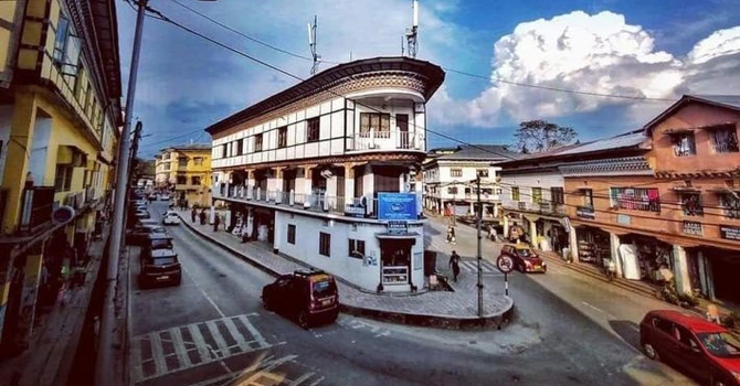 Oraşul mindfulness – Povestea „utopiei” în care Bhutan investeşte un miliard de dolari în criptomonede (VIDEO)