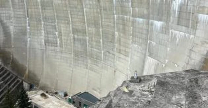 ANAR: Barajul Paltinu funcționează în condiții sigure și este monitorizat permanent